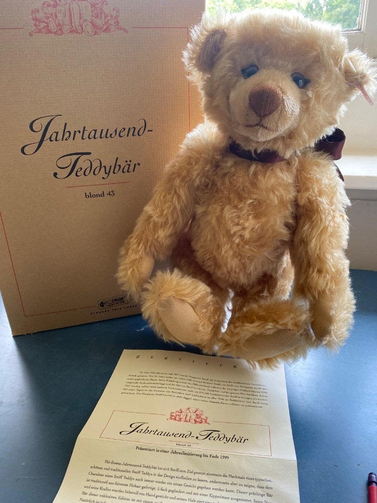 Steiff Jahrtausend-Teddybär blond 43 (1999), Ophalen of Verzenden, Zo goed als nieuw, Stoffen beer, Steiff