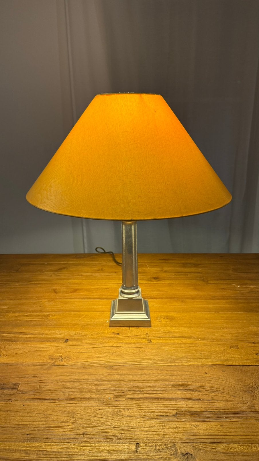 Bijzondere klassieke tafellamp, zware massieve voet, 58cm, Ophalen, Gebruikt, Overige merken, Met kap