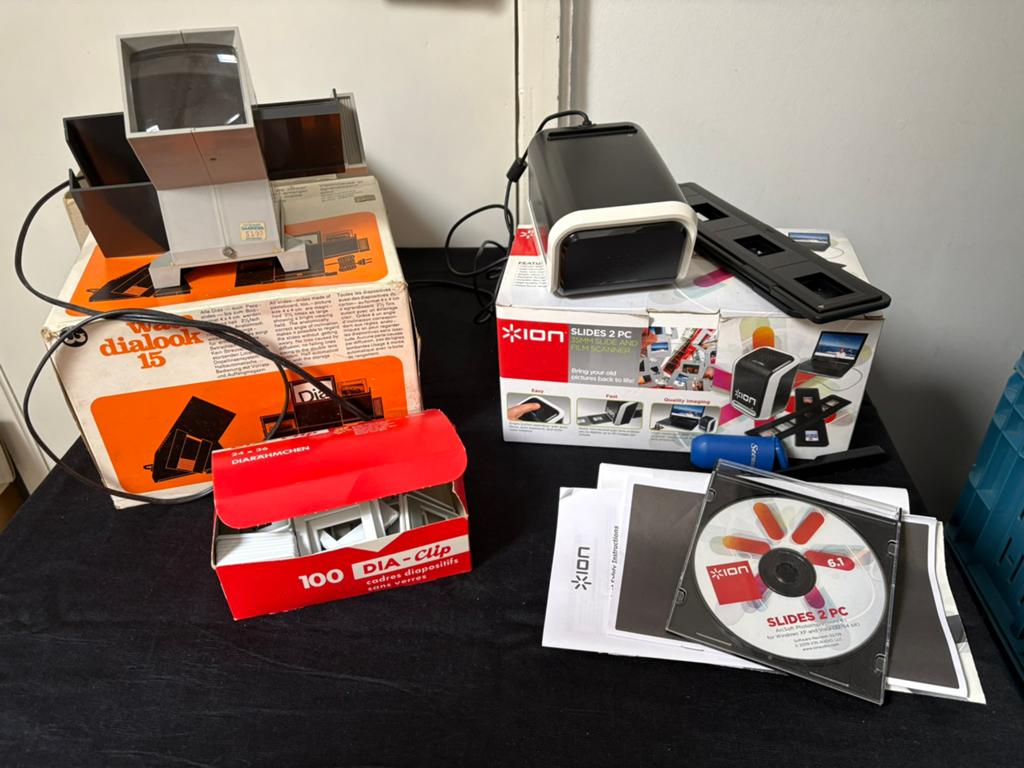 Ion slides 2 pc scanner en dia viewer, Audio, Tv en Foto, Diaprojectors, Ophalen of Verzenden, Zo goed als nieuw