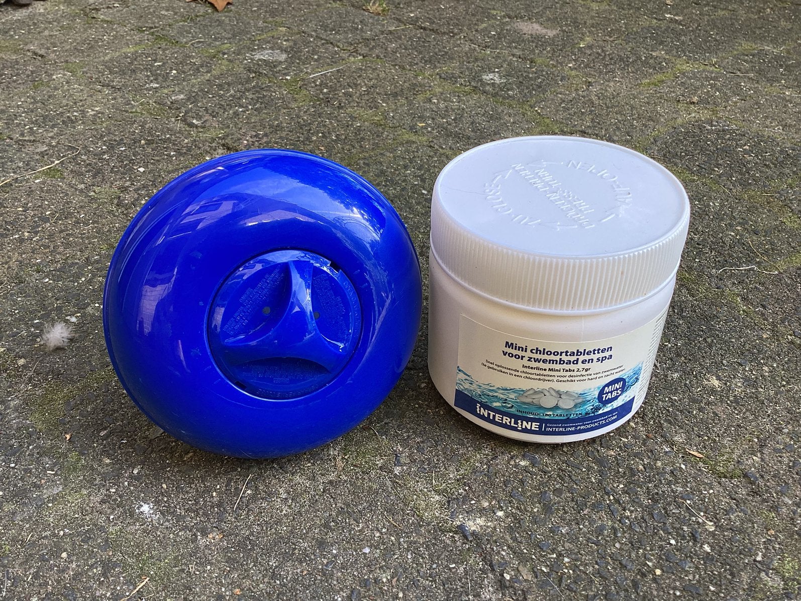 Potje mini chloortabletten met chloordrijver voor zwembad, Ophalen of Verzenden, Zo goed als nieuw