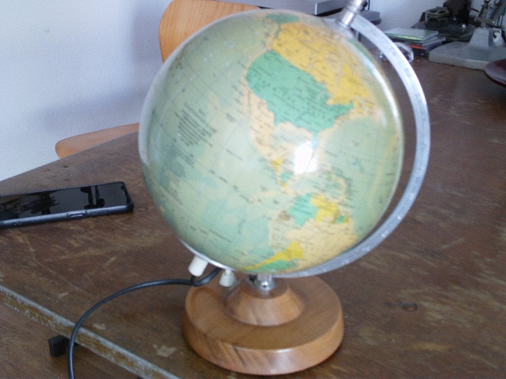 globe, Ophalen of Verzenden, Zo goed als nieuw