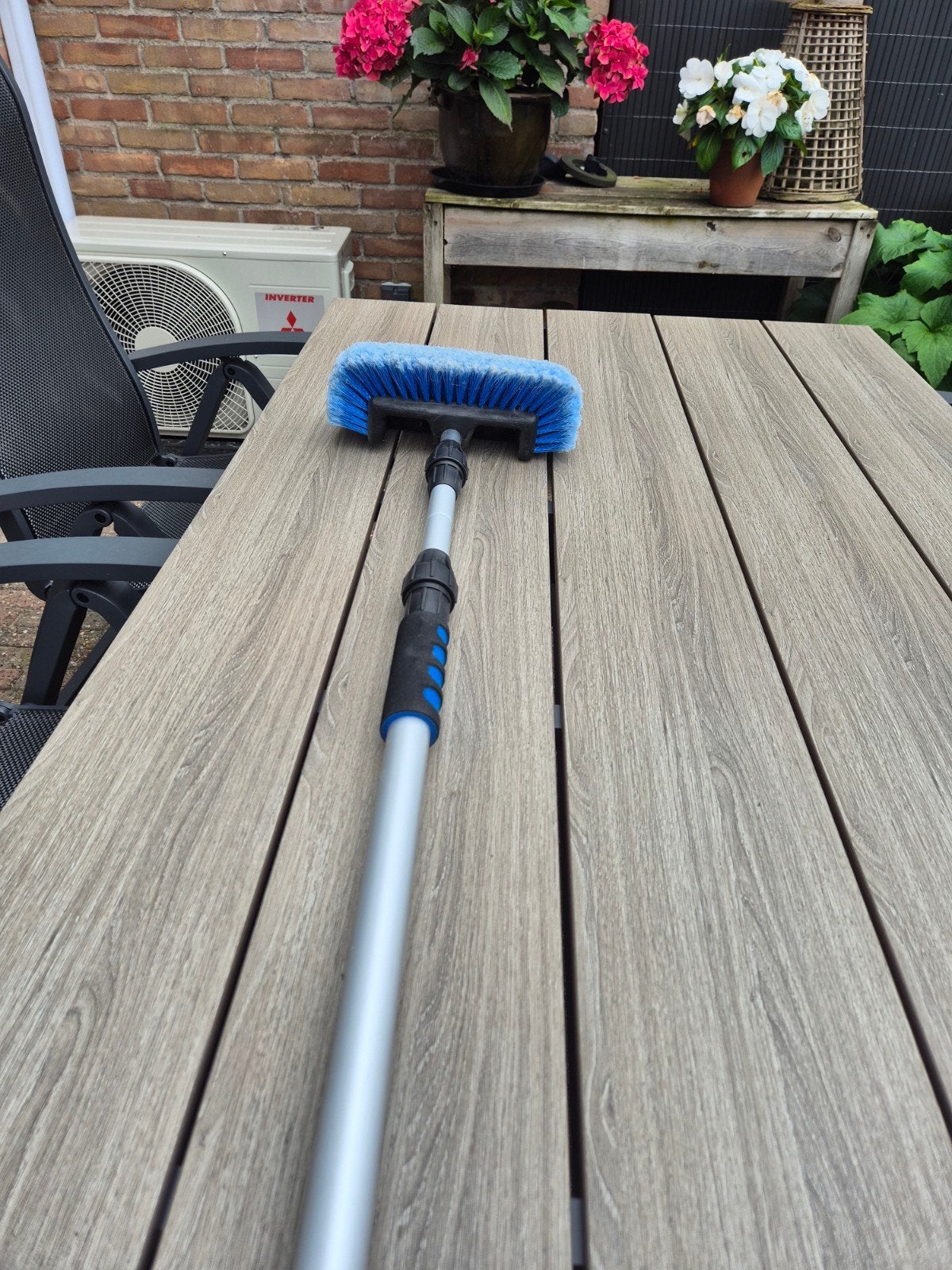 Uitschuifbare wasborstel met wateraansluiting, Ophalen of Verzenden, Gebruikt