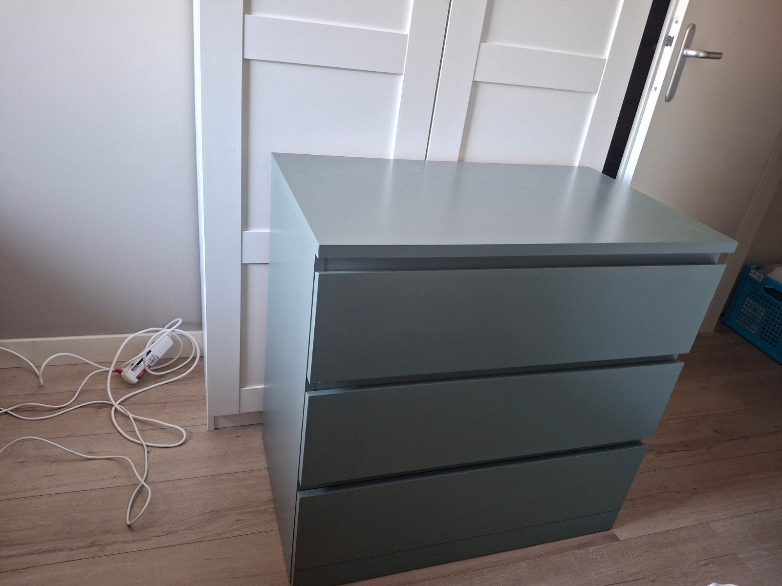 Ikea Malm ladekast met 3 laden - Grijsgroen, Huis en Inrichting, Kasten | Ladekasten, Ophalen, Overige materialen, Gebruikt, 100 tot 150 cm