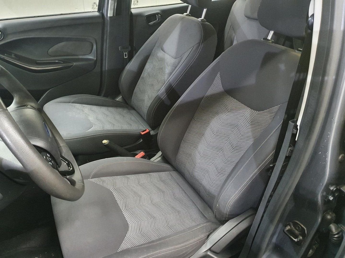 FORD KA+ Mk3 UK 1.2 Trend Ultimate  INTERIEUR COMPLEET 2017, Auto-onderdelen, Ophalen of Verzenden, Gebruikt, ARN erkend