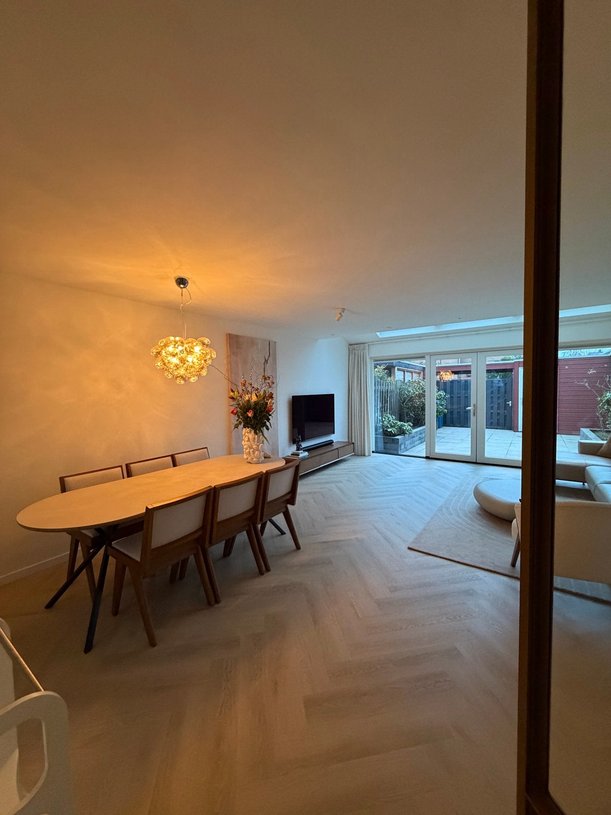 Table du Sud eettafel Fenix beige, halfrond, vlinderpoot, Huis en Inrichting, Tafels | Eettafels, Ophalen, Japandi, 200 cm of meer