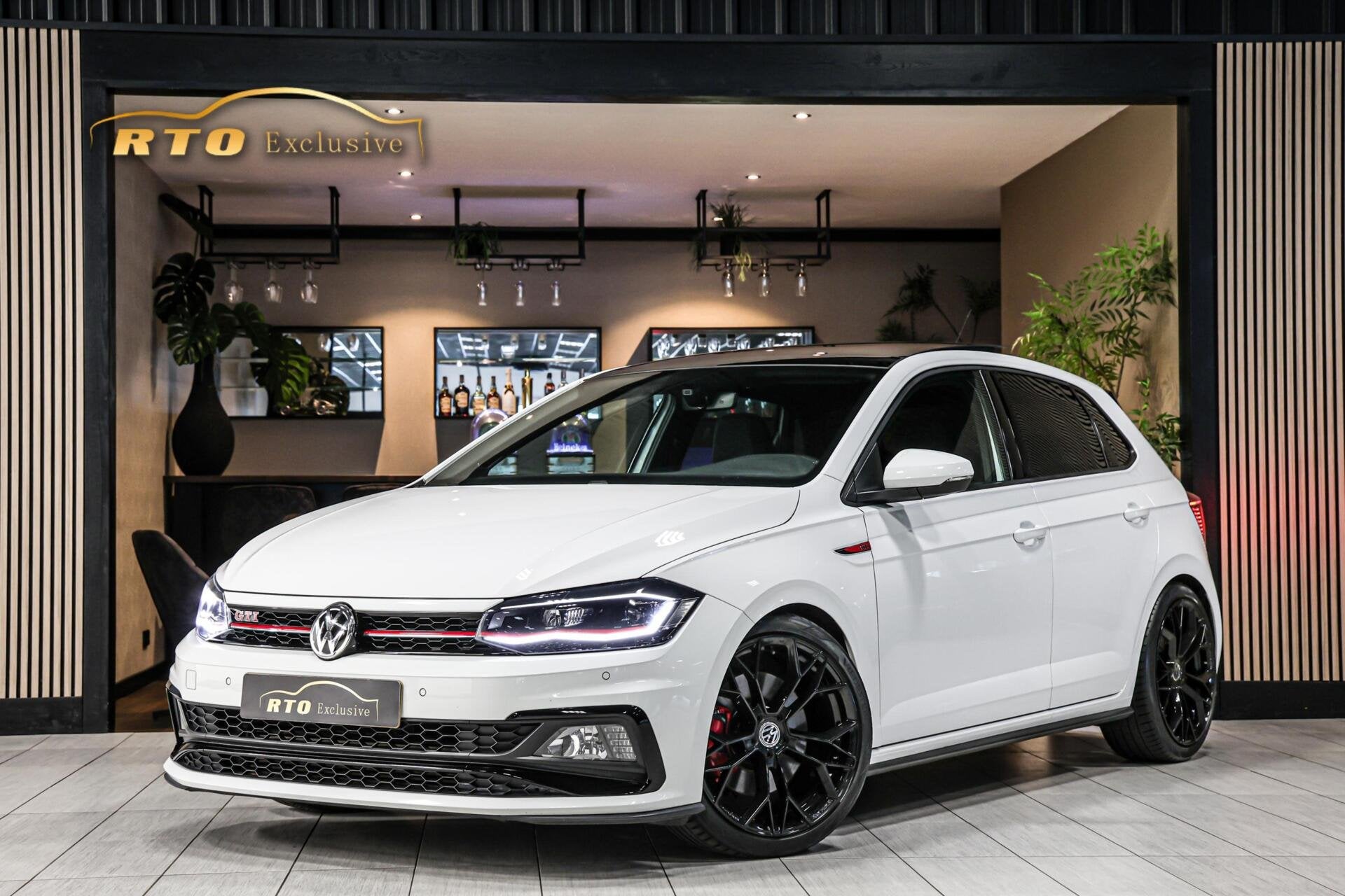 Volkswagen Polo 2.0 TSI GTI|Pano|LED|ACC|Carplay|Virtual, Gebruikt, 4 cilinders, Wit, Autotrust