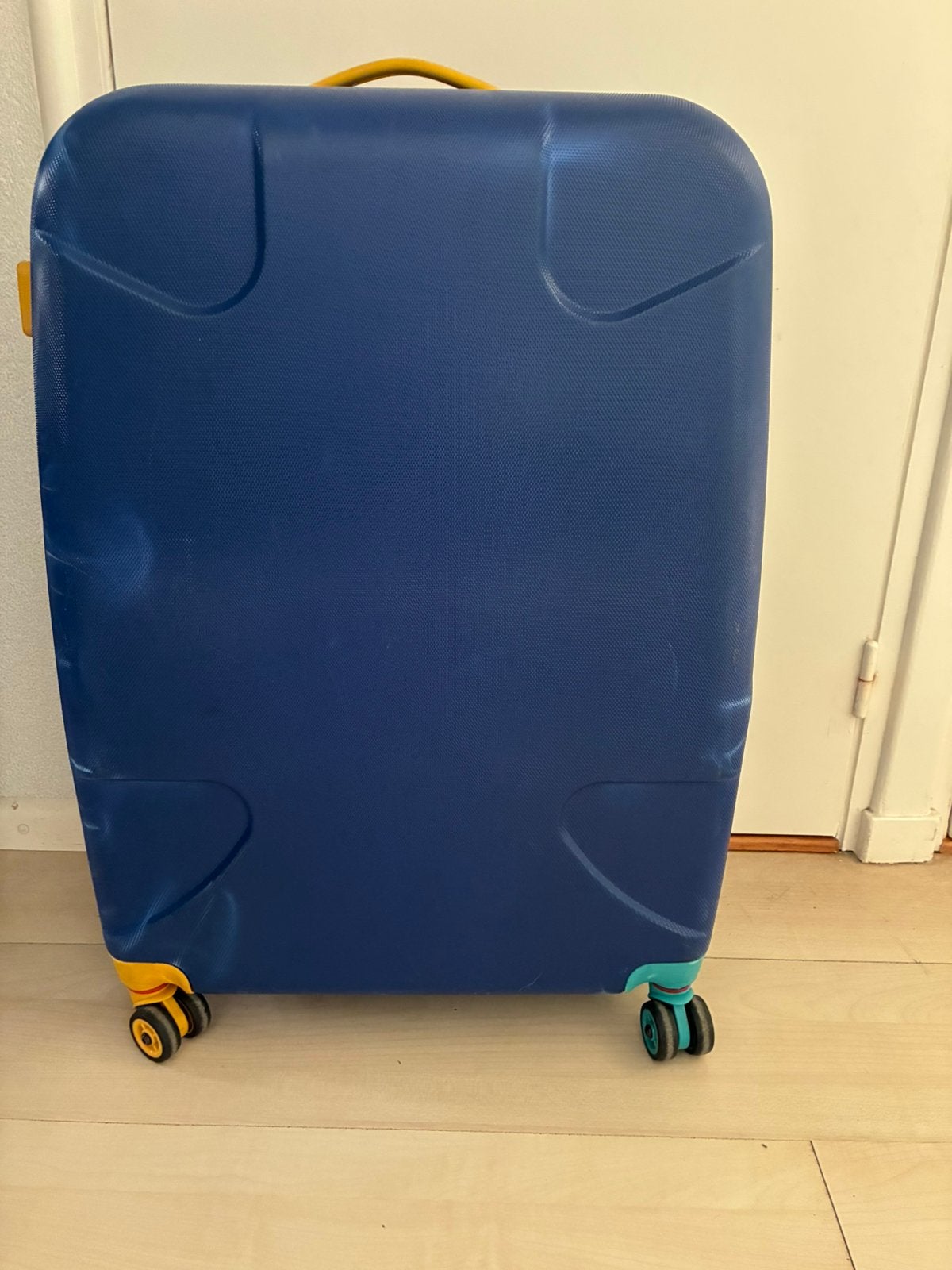 Grote koffer met 4 wielen rijd prima TSA SLOT, Ophalen, Gebruikt, Hard kunststof, 45 tot 55 cm