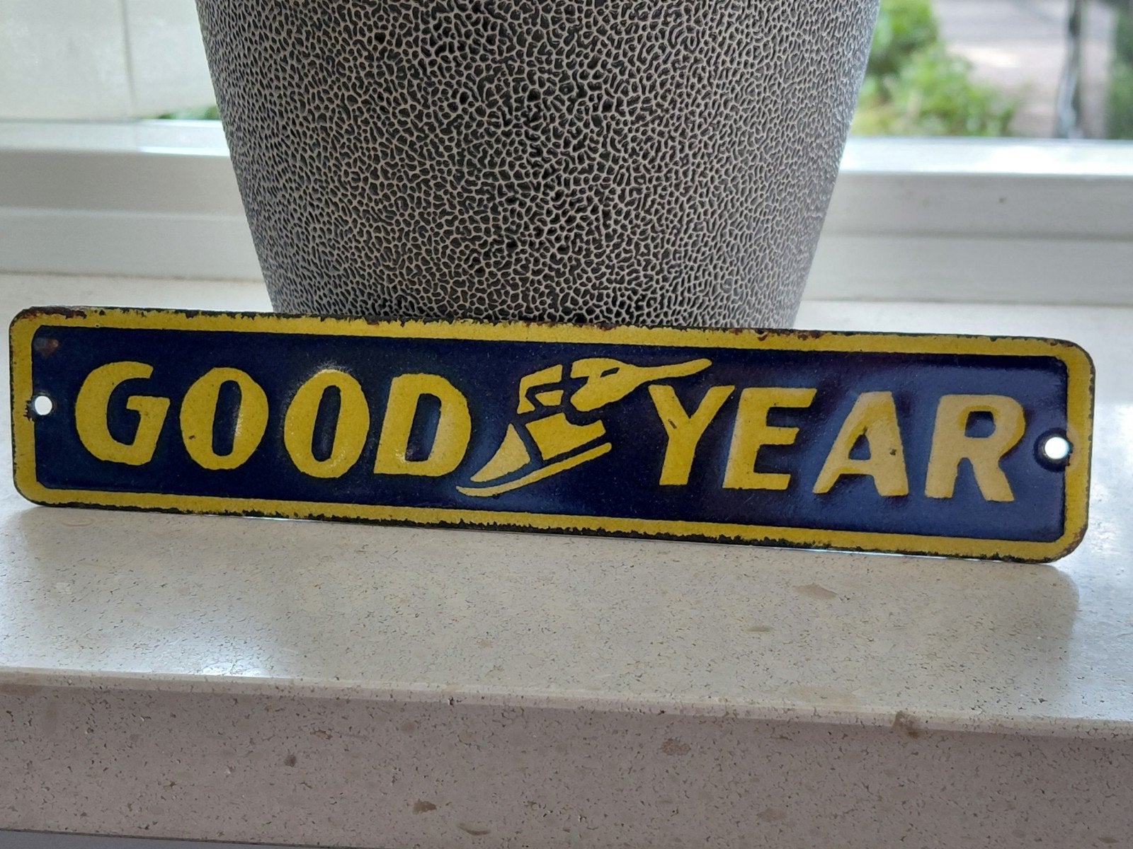 OUD EMAILLE GOOD YEAR BORD IN MOOIE STAAT, Ophalen of Verzenden