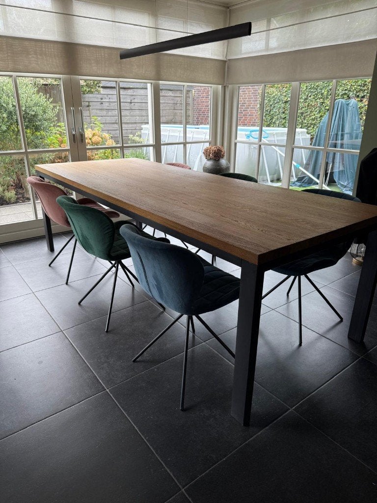 Eiken eettafel met stoelen van het merk zuiver, Ophalen, Gebruikt, Eikenhout, 200 cm of meer