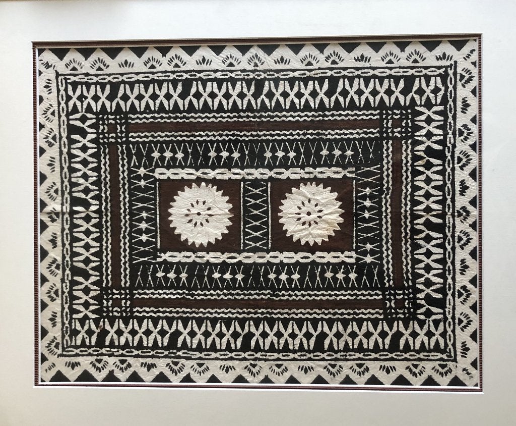 Tapa authentieke stof (ceremoniele kleding) uit Fiji (masi), Ophalen