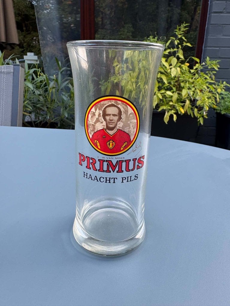 Vintage Primus WK 1982 bierglas Wilfried Van Moer, Ophalen of Verzenden, Zo goed als nieuw, Glas of Glazen, Overige merken