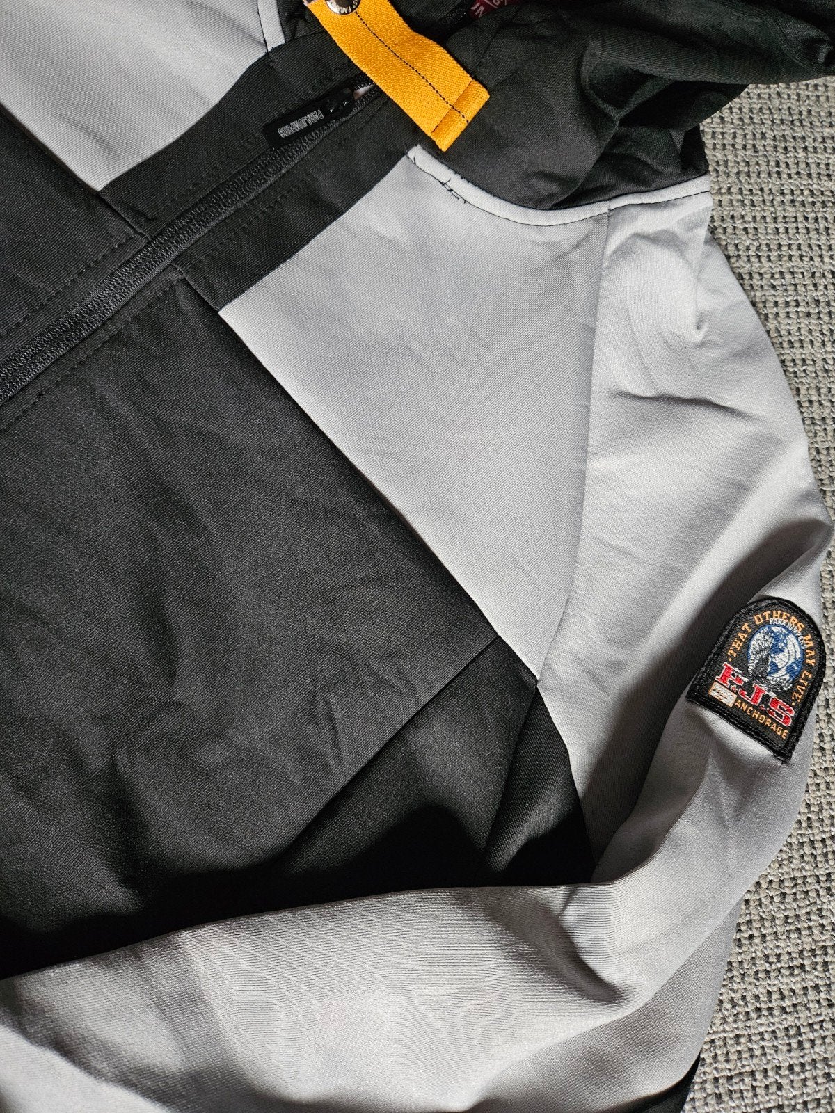 trainingspakken nieuw, Kleding | Heren, Sportkleding, Zwart, Nieuw, Overige maten, Ophalen of Verzenden