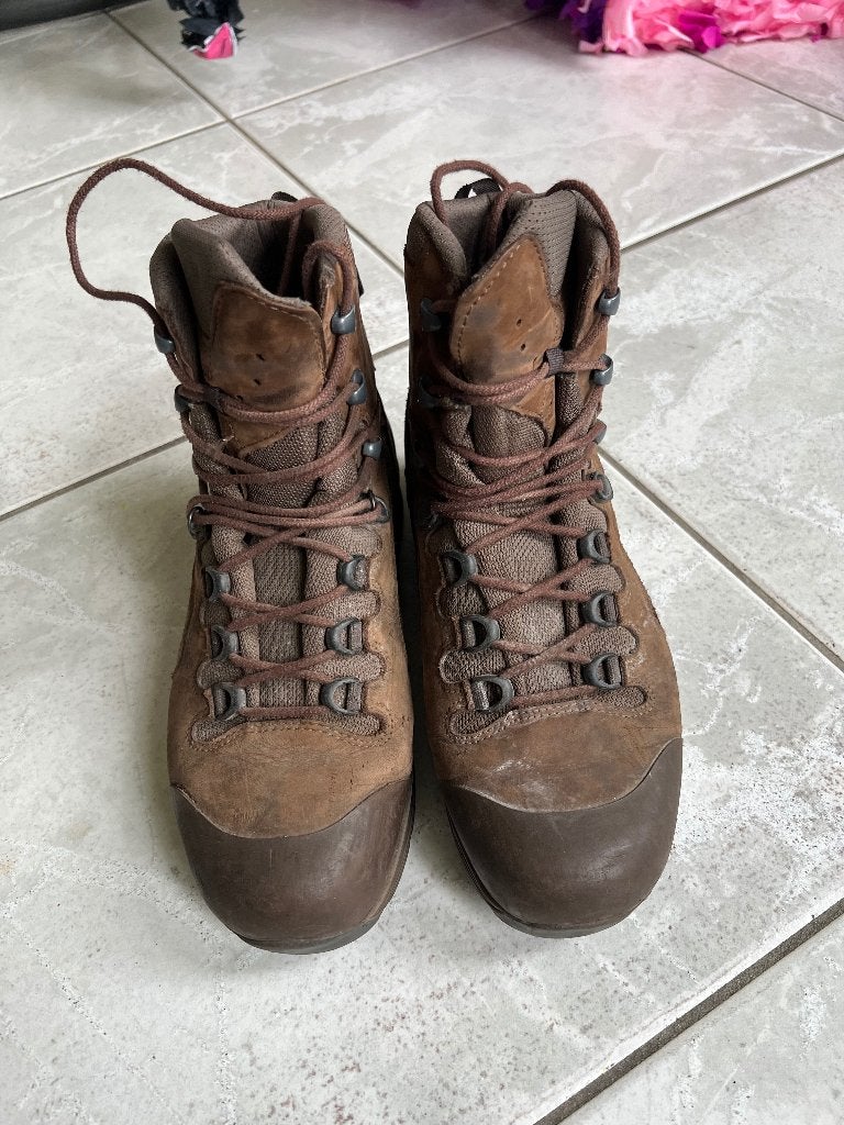 Gedragen paar HAIX Scout wandelschoenen maat 8,5. 42,5br 5, Verzenden, Gebruikt, Schoenen