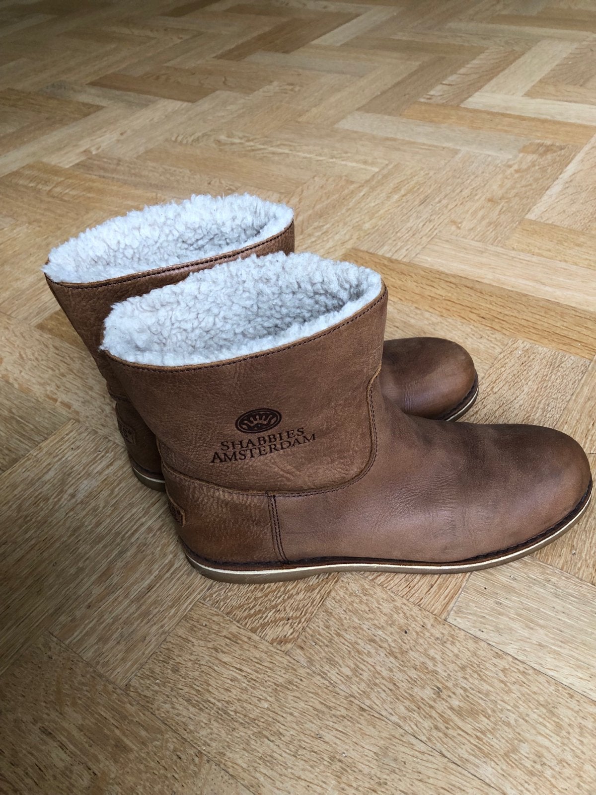 Stoere korte lederen Shabbies wol gevoerd maat 42, Kleding | Dames, Bruin, Lage of Enkellaarzen, Ophalen of Verzenden, Zo goed als nieuw