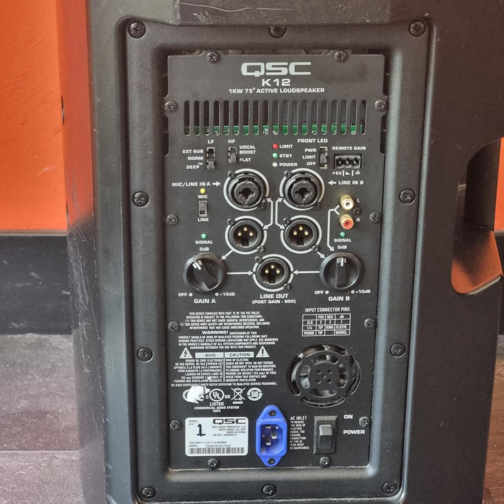 QSC K12 1KW 75 Actieve Speaker, Flex Ltd., Gebruikt, https://flex.com/contact-us, Nobelstraat 10, 5807 GA Oostrum LB, Limburg, Nederland