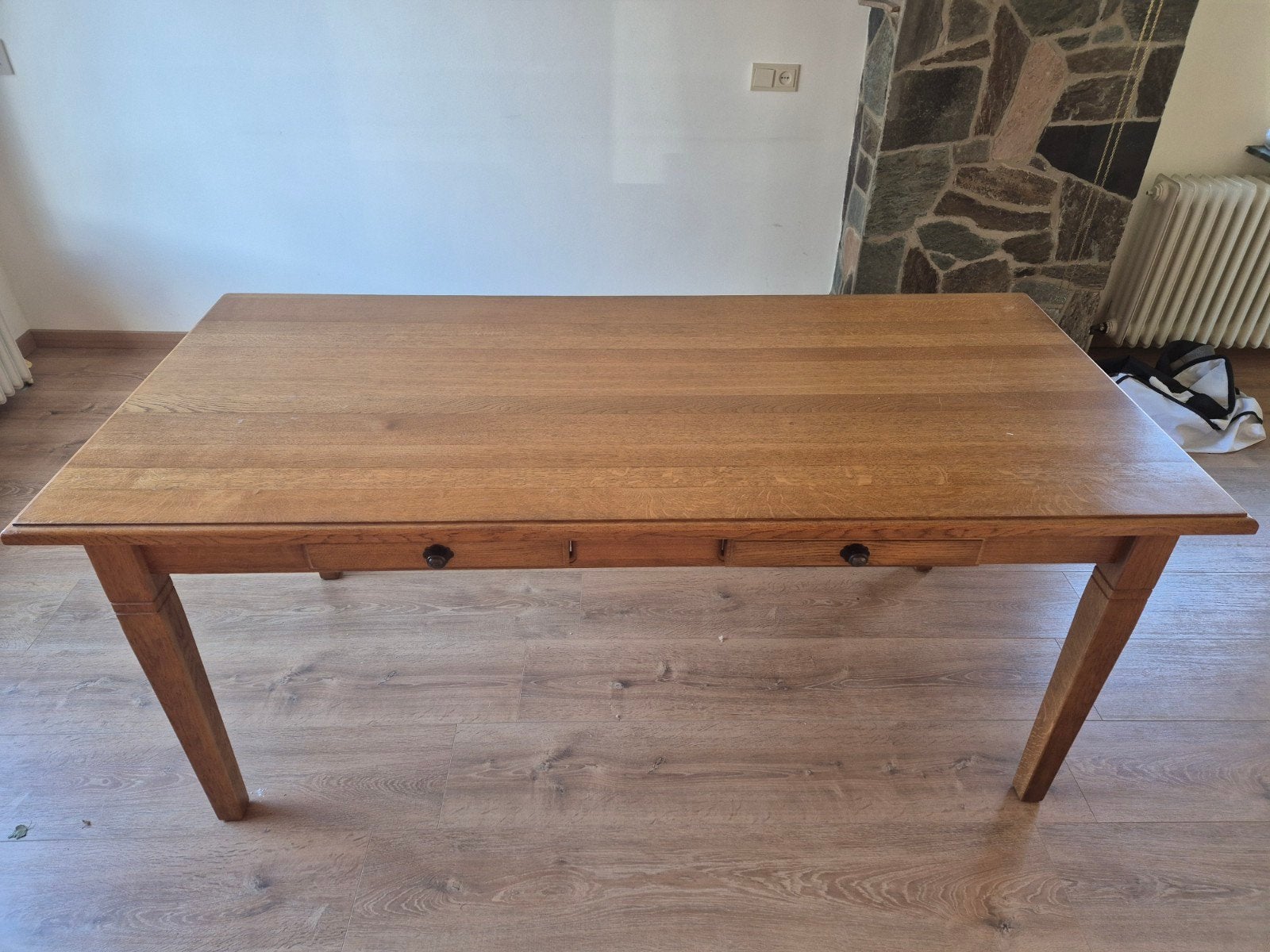 Robuuste eikenhouten eettafel met lades, Ophalen, Eikenhout, Nieuw, 50 tot 100 cm