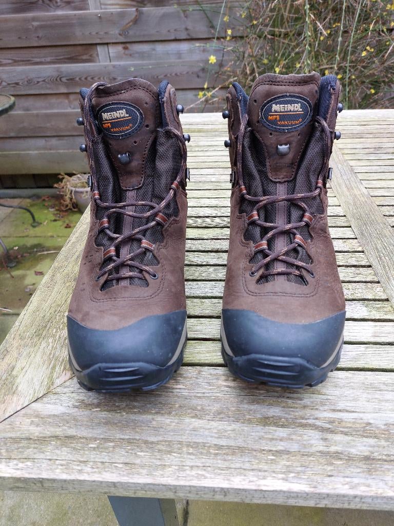 hoge wandelschoenen heren/dames, Kleding | Heren, Schoenen, Ophalen, Bruin, Zo goed als nieuw, Wandelschoenen of Bergschoenen