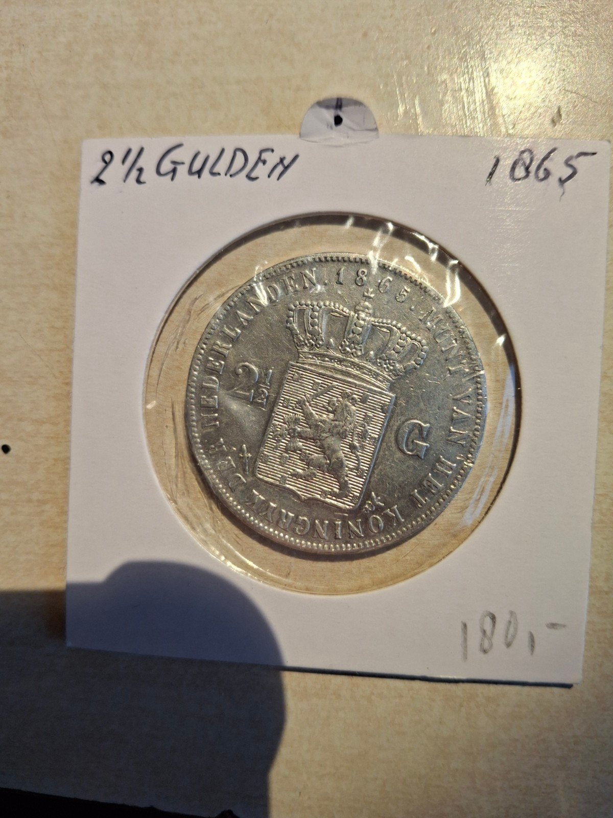 2 1/2 Gulden 1865 Willem III met punt tussen I en P, Postzegels en Munten, Munten | Nederland, Koning Willem III, Zilver, Ophalen of Verzenden