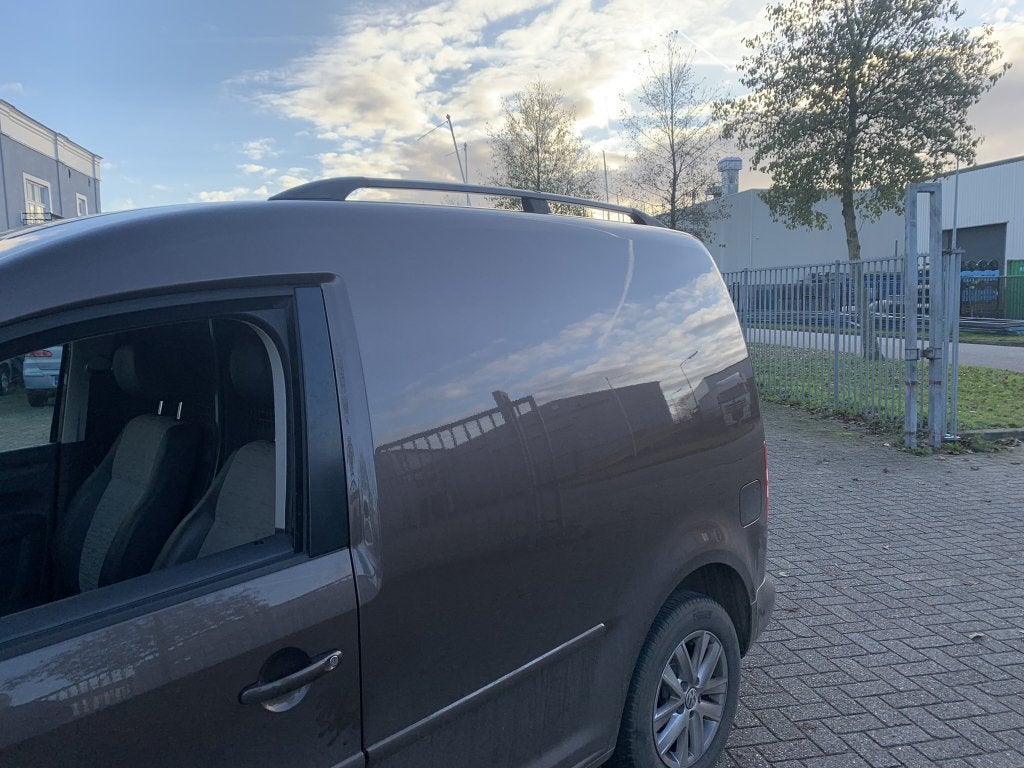 VW Caddy Dakrails Zwart