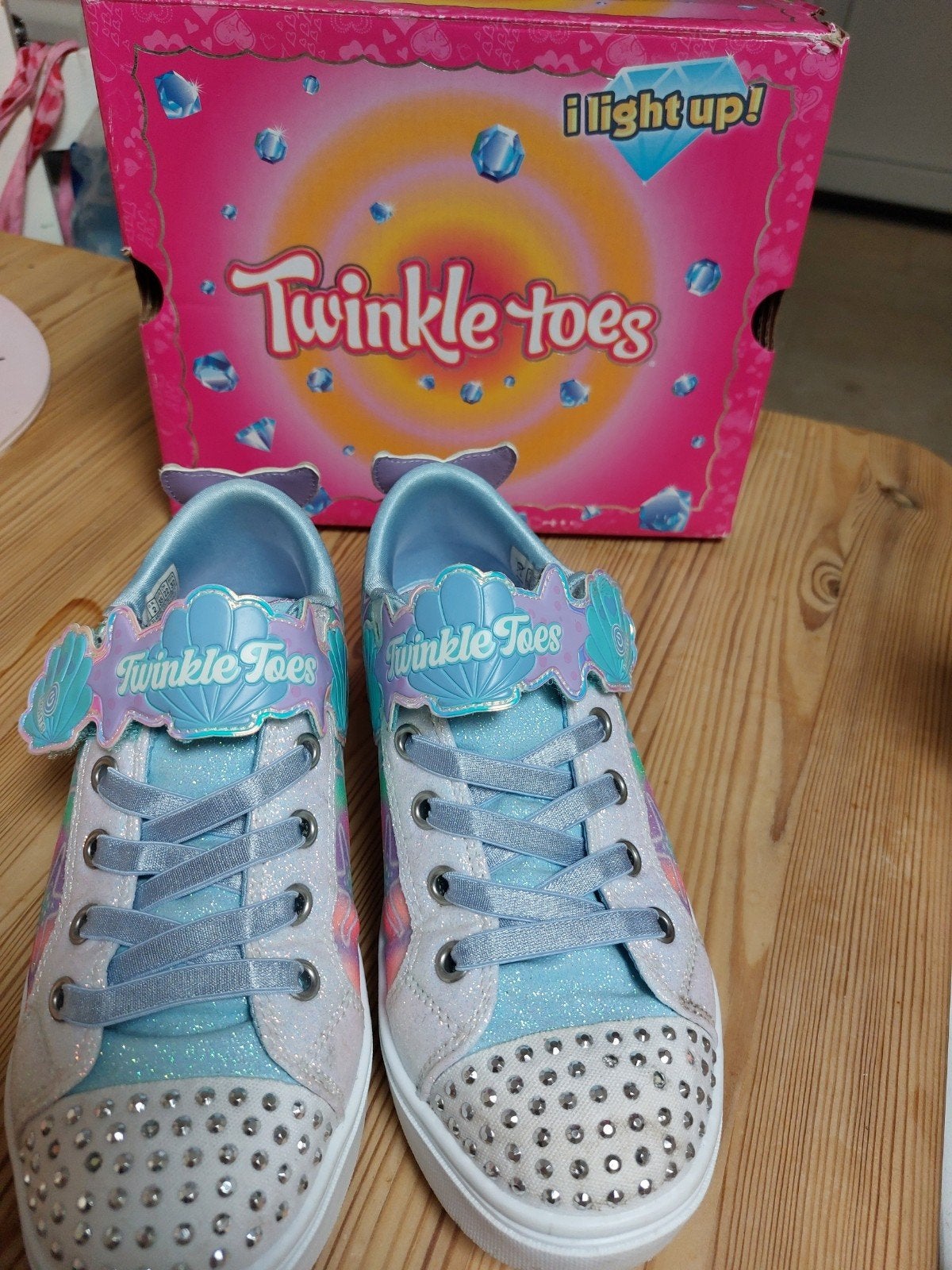 Skechers Twinkle Toes lichtgevende sneakers maat 29, Meisje, Schoenen, Zo goed als nieuw, Skechers