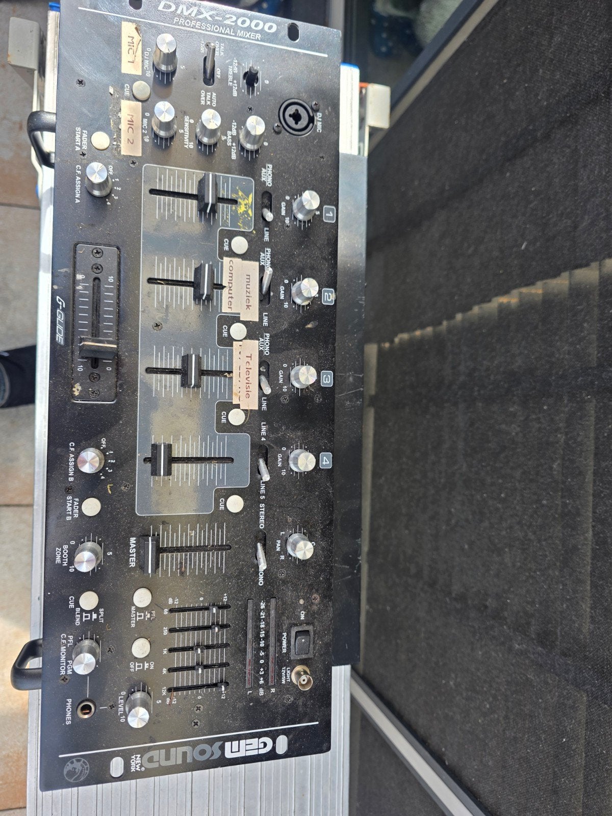 Gem Sound DMX-2000 Professionele DJ Mixer, Ophalen of Verzenden, Gebruikt, 5 tot 10 kanalen, Microfooningang