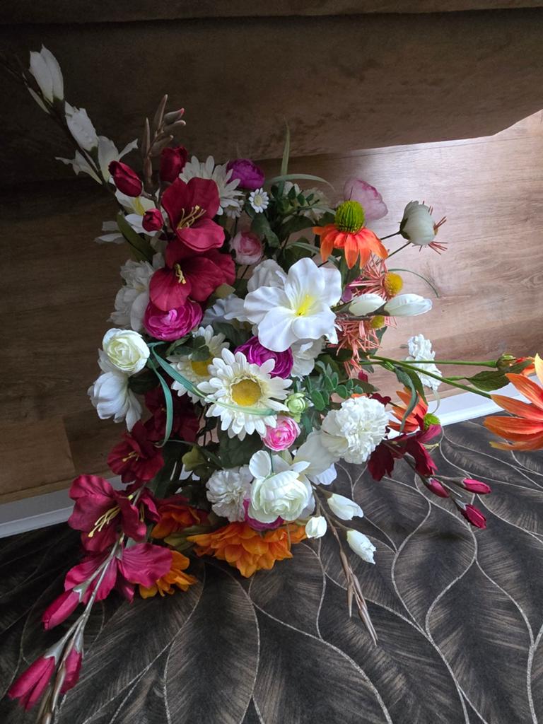 Zijden bloemen, Ophalen of Verzenden, Zo goed als nieuw