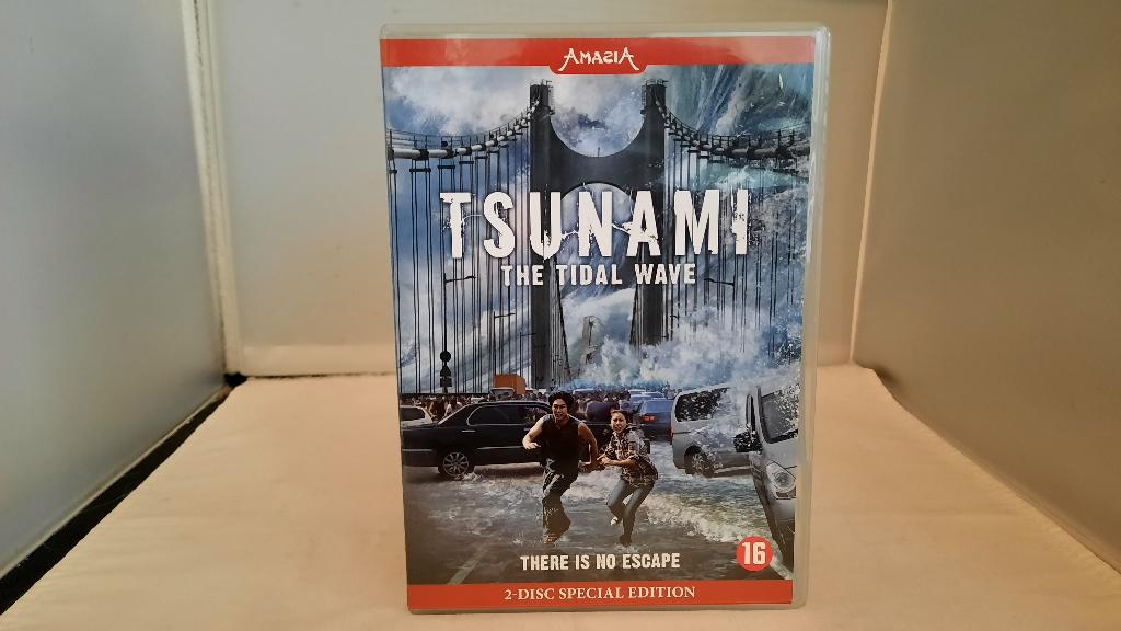 Tsunami - The Tidal Wave 2 Disc Special Edition Korea DVD, Gebruikt, Vanaf 16 jaar, Boxset, Actie