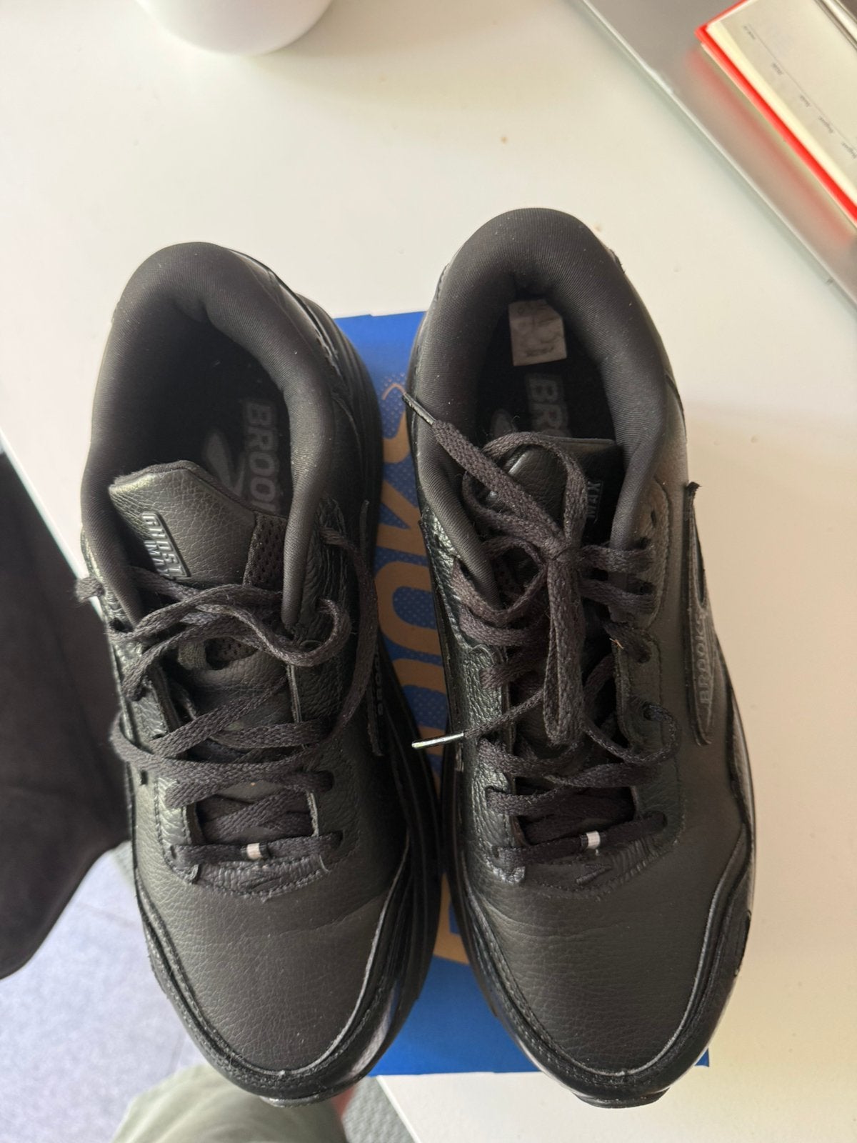 Brooks ghost max medium, maat:44, Kleding | Heren, Nieuw, Ophalen of Verzenden, Sportschoenen, Zwart