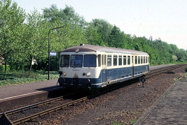 MARKLIN 3028 Duitse elek.accu motorwagen serie 515 DB in ovp, Wisselstroom, Wagon, Ophalen of Verzenden, Zo goed als nieuw