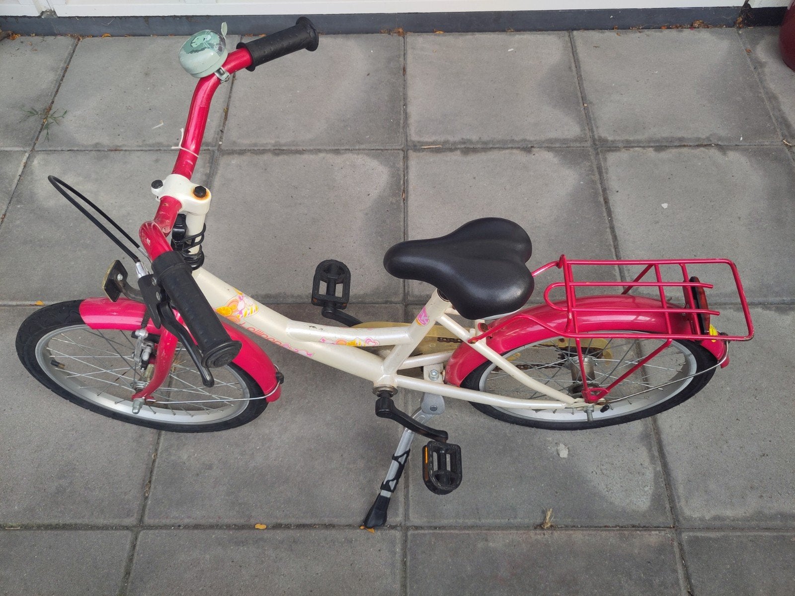 Kinderfiets. 18 x 1.75 In redelijke staat, zonder ventielen.