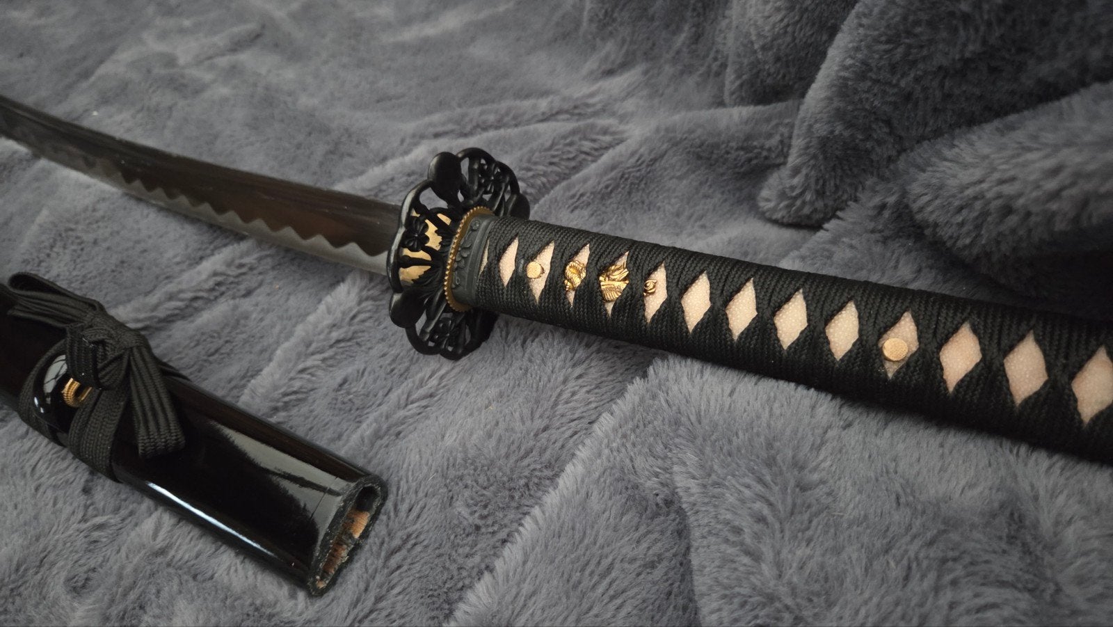 Scherp katana zwaard, samurai zwaarden, sabel, mes, dolk

Sc, Ophalen of Verzenden, Overige soorten, Azië, Zwaard of Sabel