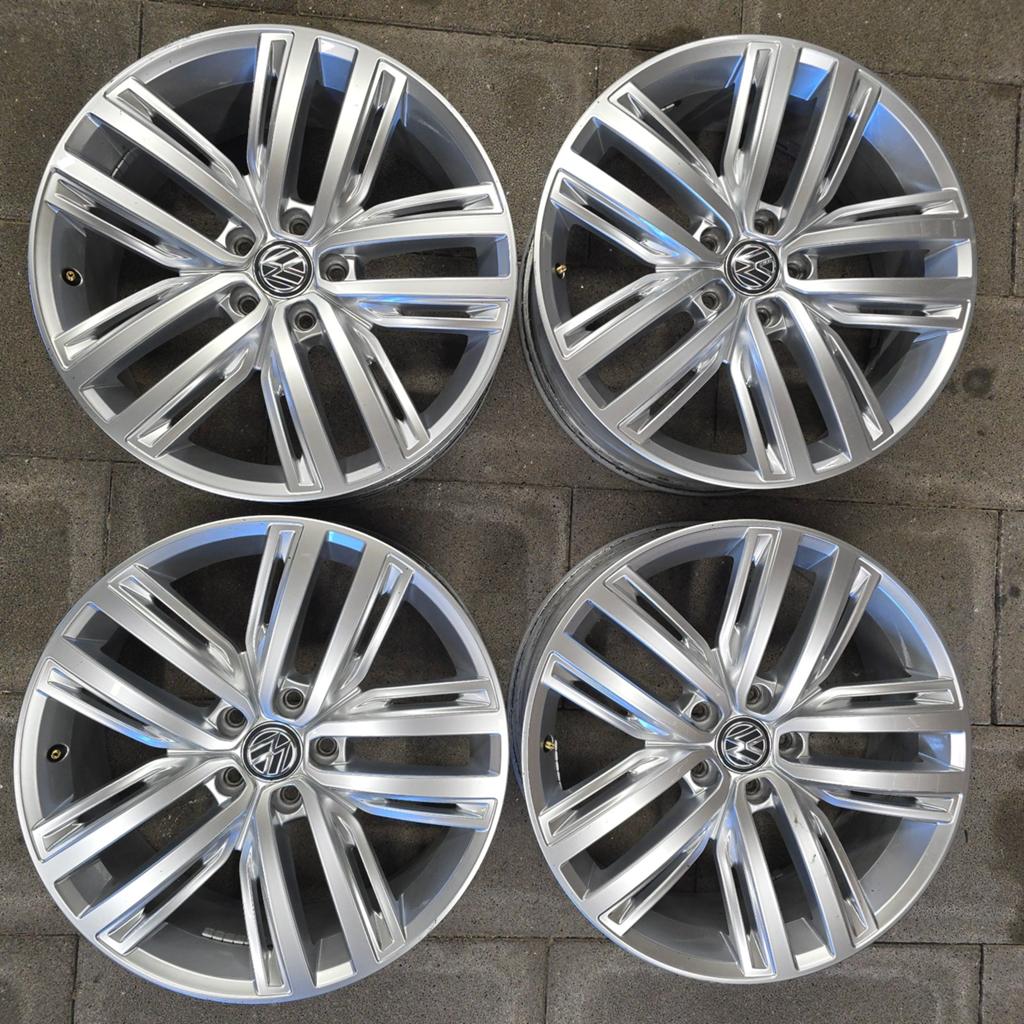 Orig 19" VW Tiguan AUKLAND velgen 5x112 R line Passat troc, Auto-onderdelen, Banden en Velgen, 19 inch, Gebruikt, Velg(en), Ophalen of Verzenden