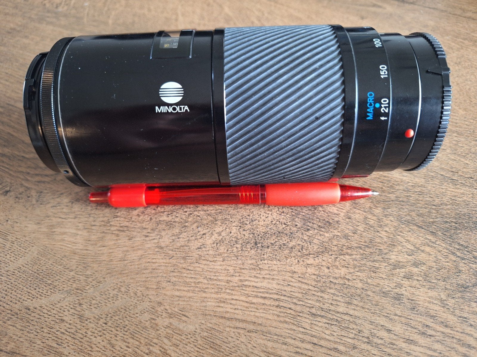 MINOLTA " BEERCAN", 70 - 210mm. MINOLTA /SONY "A", Overige typen, Ophalen of Verzenden, Zo goed als nieuw, Zoom