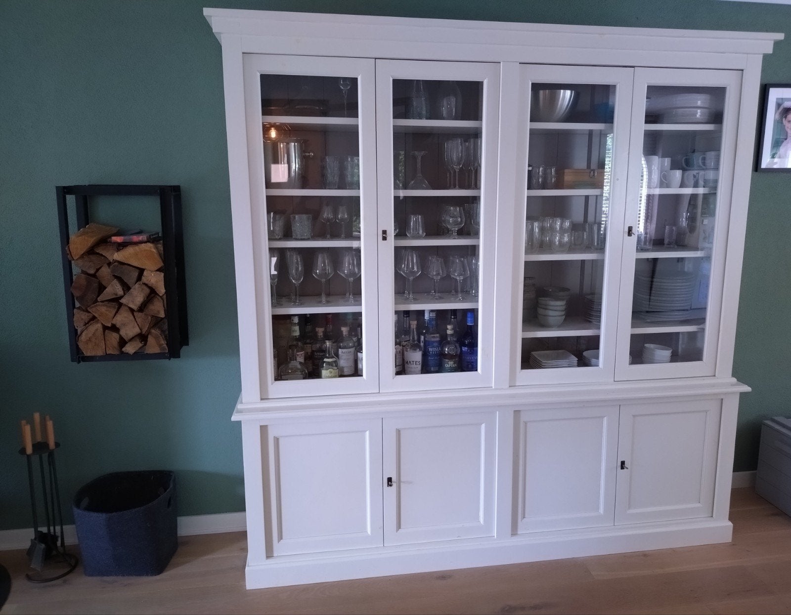 Grote vitrinekast / buffetkast Kabinet Royal (moet zsm weg), Huis en Inrichting, Kasten | Buffetkasten, Ophalen, 200 cm of meer
