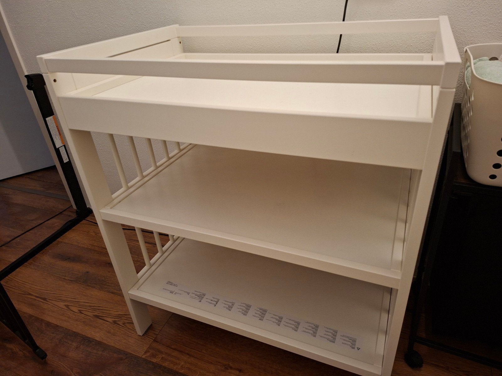 IKEA GULLIVER Commode - Wit, Zo goed als nieuw, Kinderen en Baby's, Ophalen, 50 tot 70 cm, Zo goed als nieuw, 75 tot 100 cm