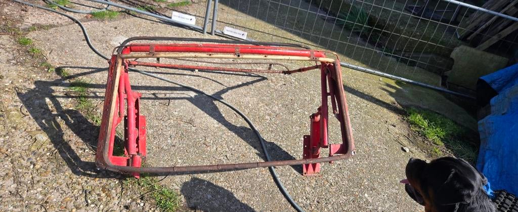 Fritzmeier cabine frame met ruit, Ophalen, Gebruikt