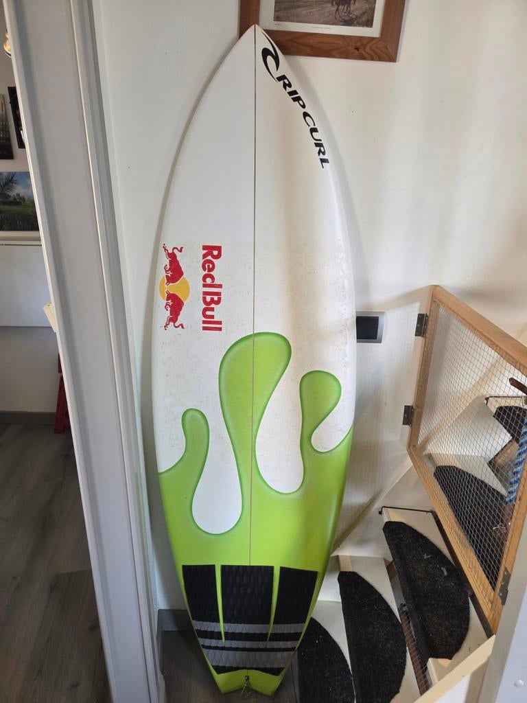 6.3 Fish surfboard inclusief boardsok en groene leash, Watersport en Boten, Ophalen, Gebruikt, Fish, Met koord