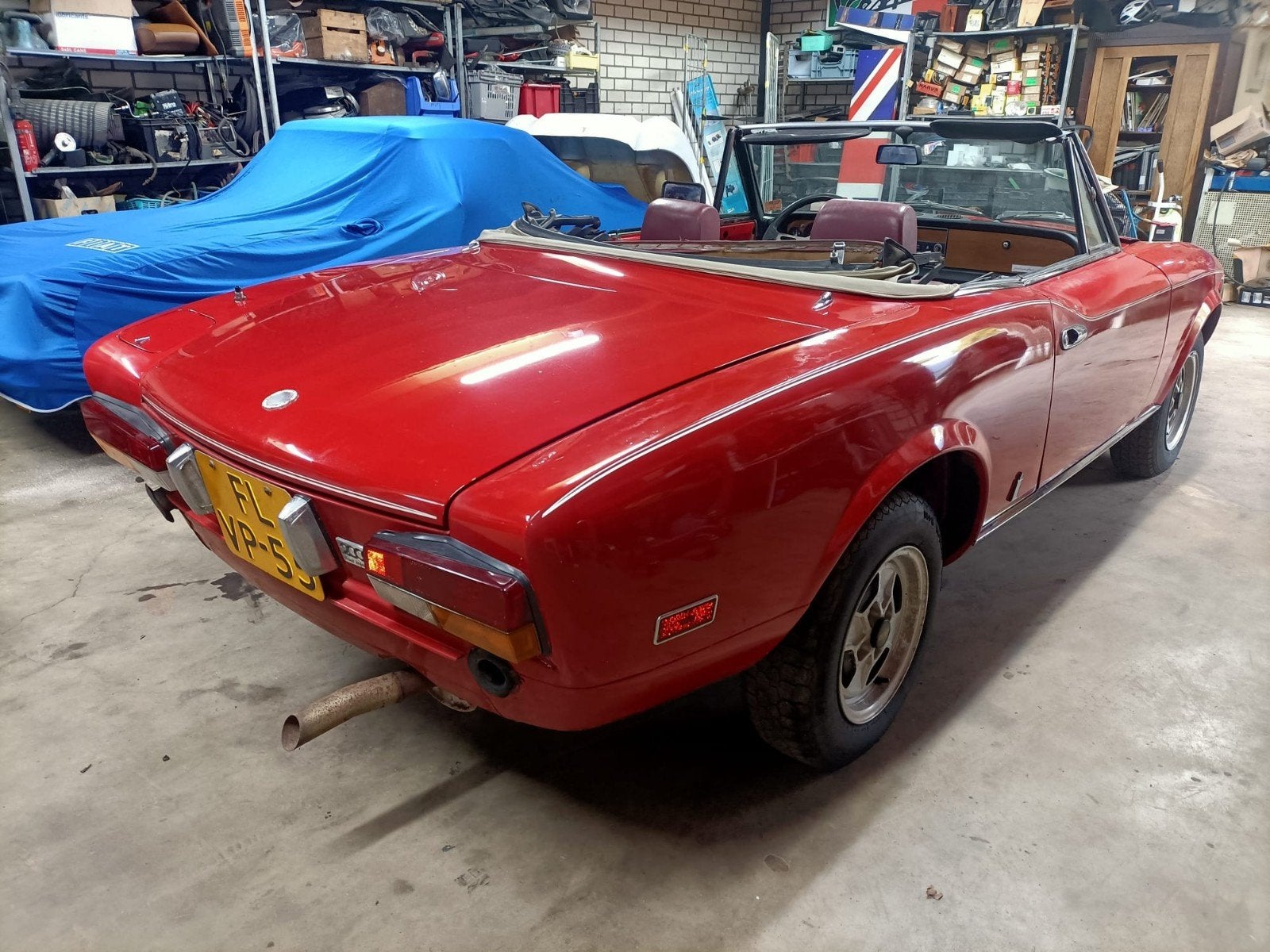 Fiat 124 spider bouwjaar 1981, foto 5