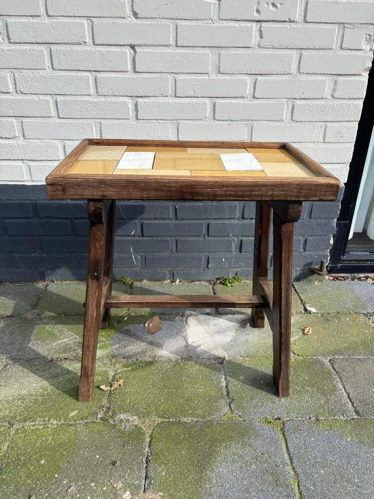 Bijzettafel/plantentafel met vintage tegel look, Minder dan 55 cm, Gebruikt, Rechthoekig, Ophalen