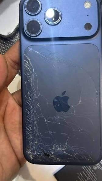 iphone 17 pro  - iphone 17e  - iphone 17  reparatie  LCD, Ophalen of Verzenden, Overige typen