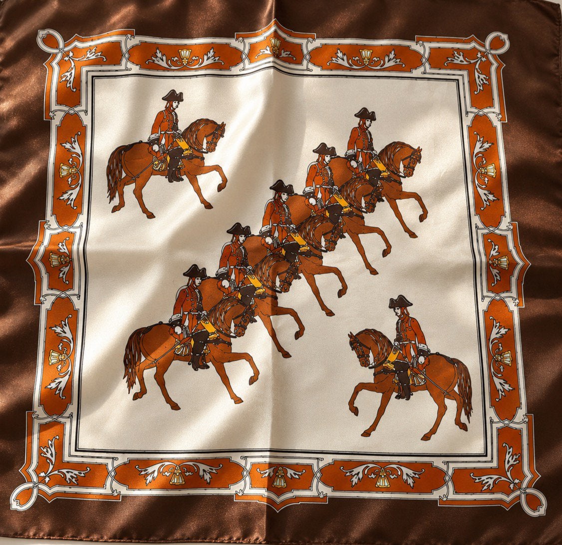 Grote Pure Silk Paardensjaal 80x80cm Vintage Nieuw, Ophalen of Verzenden, Nieuw, Maat 42/44 (L), Sjaal