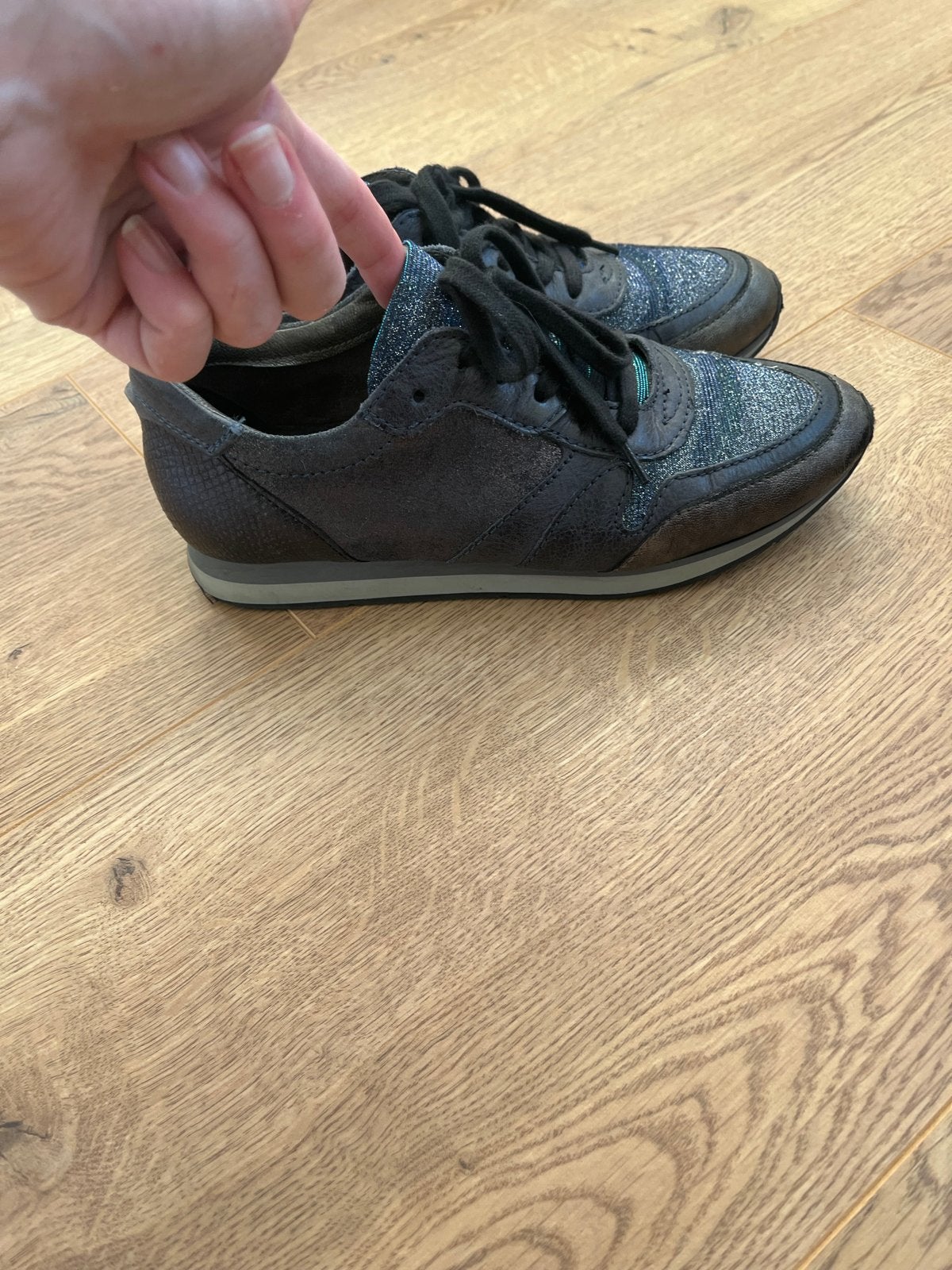 Cellini Sneakers Maat 40 - Zo goed als nieuw, Kleding | Dames, Schoenen, Verzenden, Zo goed als nieuw, Zwart, Sneakers of Gympen