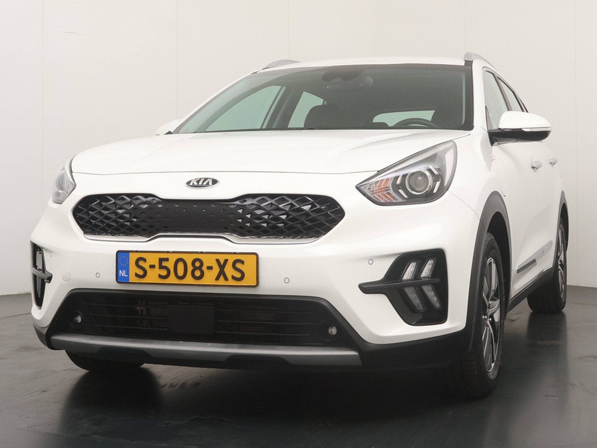 Kia Niro 1.6 GDi PHEV DynamicLine - Navigatie - Trekhaak - C, Gebruikt, Leder en Stof, Wit, Plug-in hybride