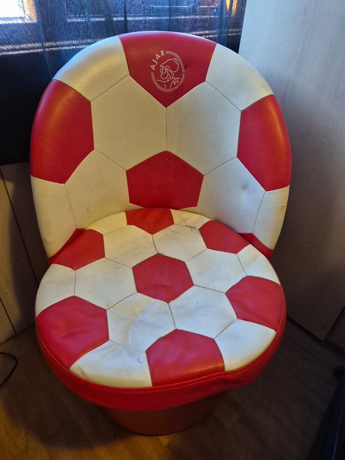 Ajax Voetbal Stoel met Opbergruimte, Ophalen, Gebruikt, Stoel(en)