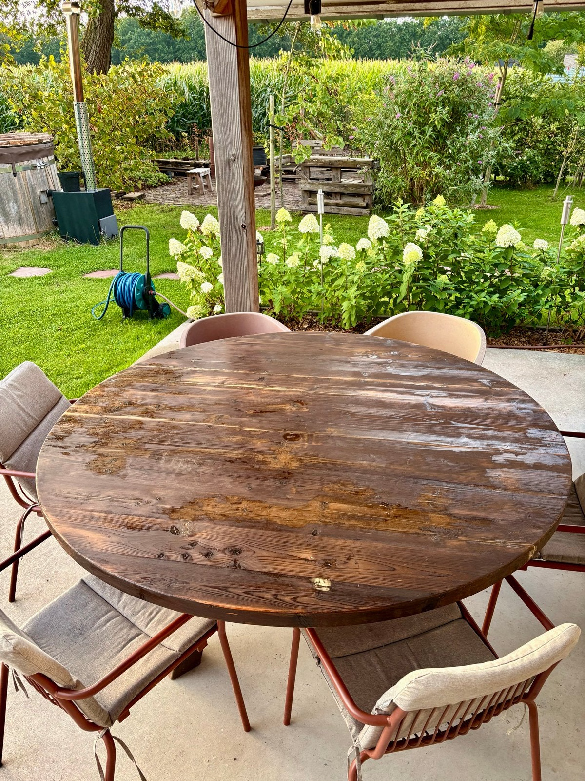 Robuuste ronde buiten tafel, Ophalen, Gebruikt, 100 tot 150 cm, 150 tot 200 cm