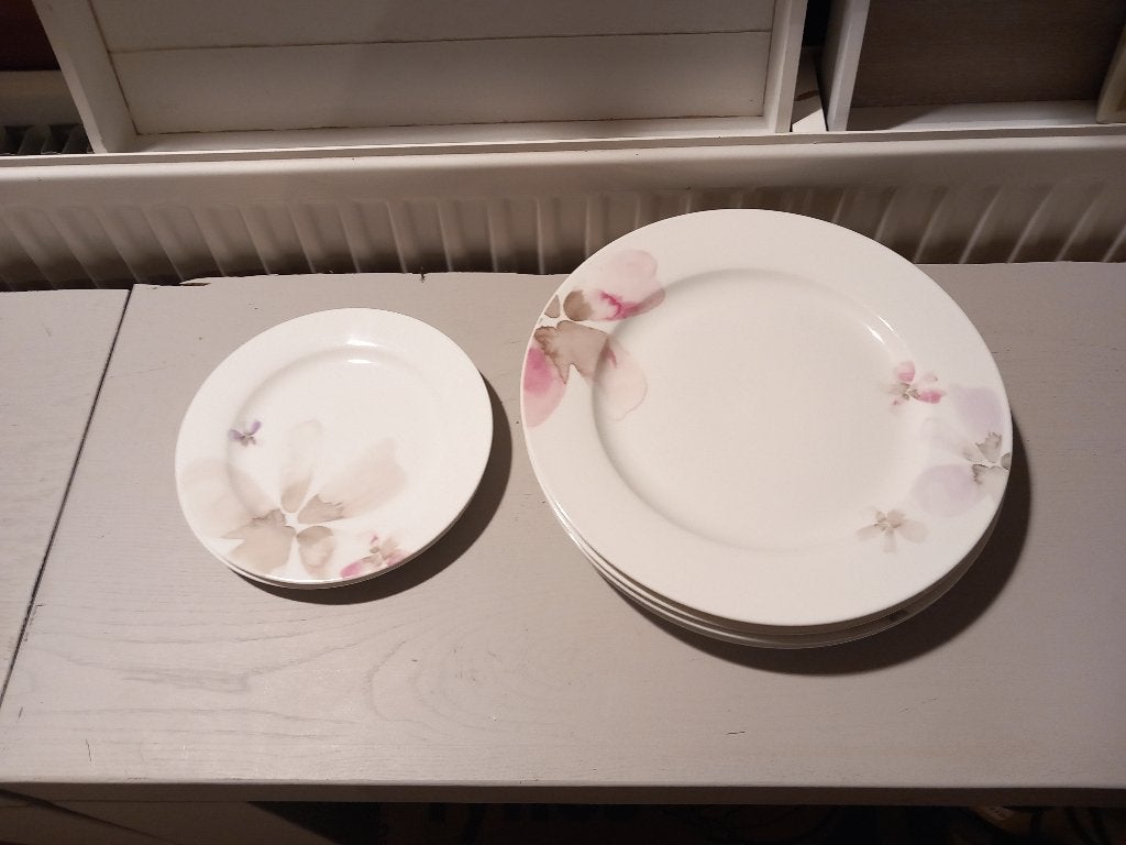 Margriet servies, Huis en Inrichting, Keuken | Servies, Keramiek, Ophalen of Verzenden, Zo goed als nieuw, Bord(en)