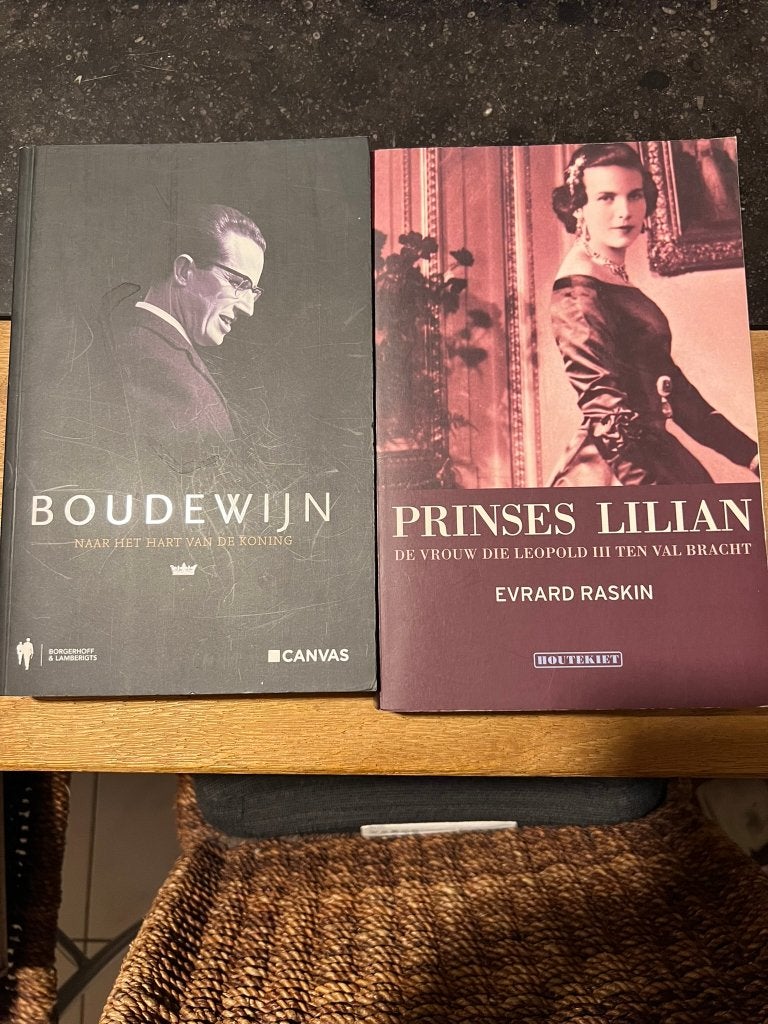 Pakketje boeken rond het Belgisch koningshuis, Verzamelen, Koninklijk Huis en Royalty, Gebruikt, Tijdschrift of Boek, Buitenland
