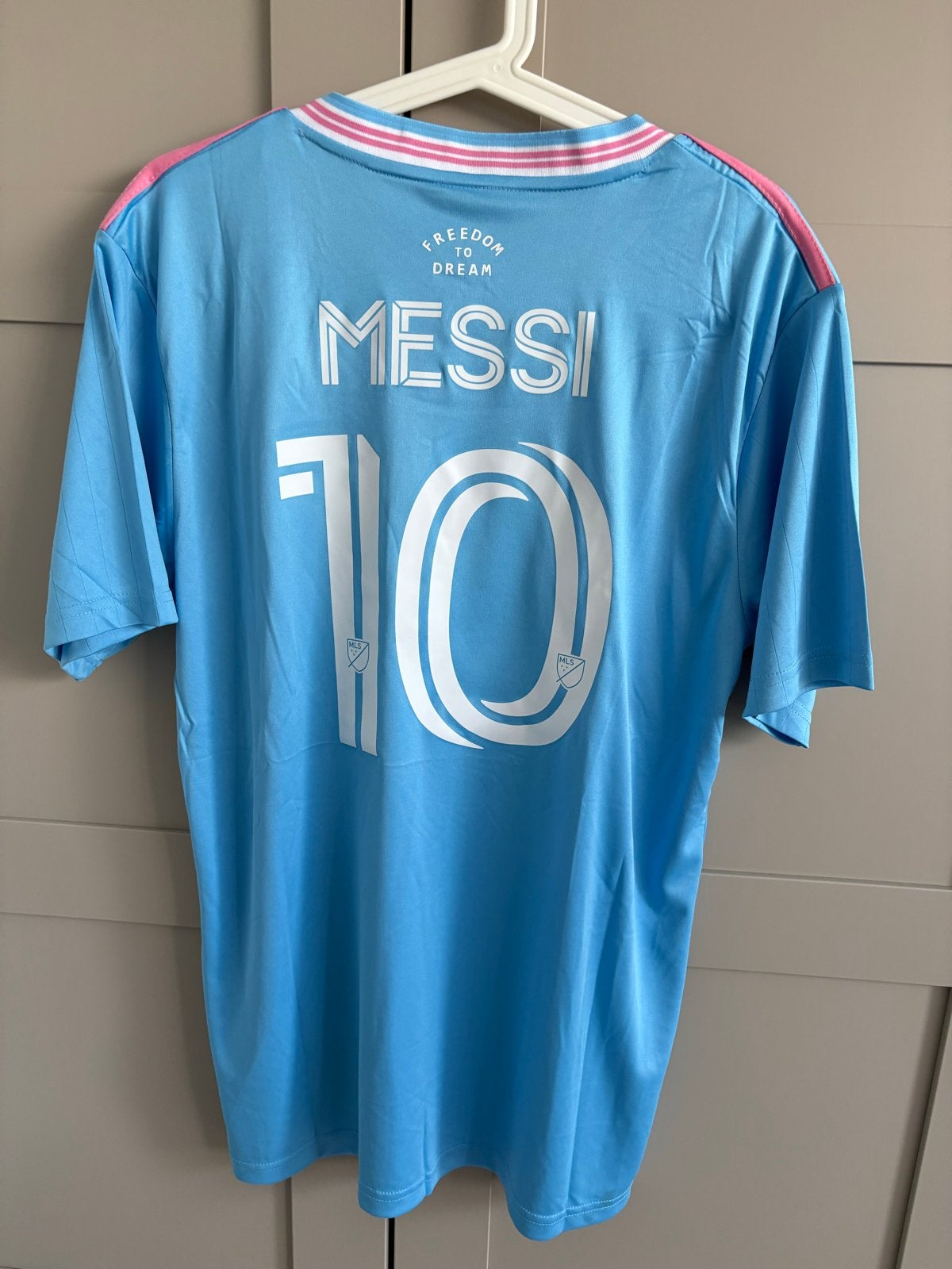 Inter MiamiLionel  Messi Thuisshirt - Nieuw Large Adidas MLS, Maat 52/54 (L), Blauw, Nieuw, Ophalen of Verzenden