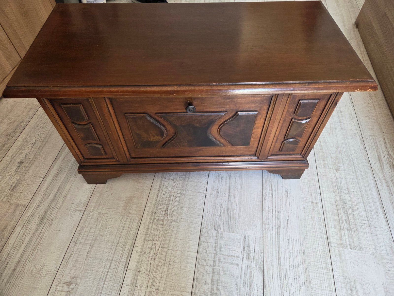 Vintage Houten Opbergkist/Nachtkastje/tafel-bijna gratis, Antiek en Kunst, Ophalen of Verzenden