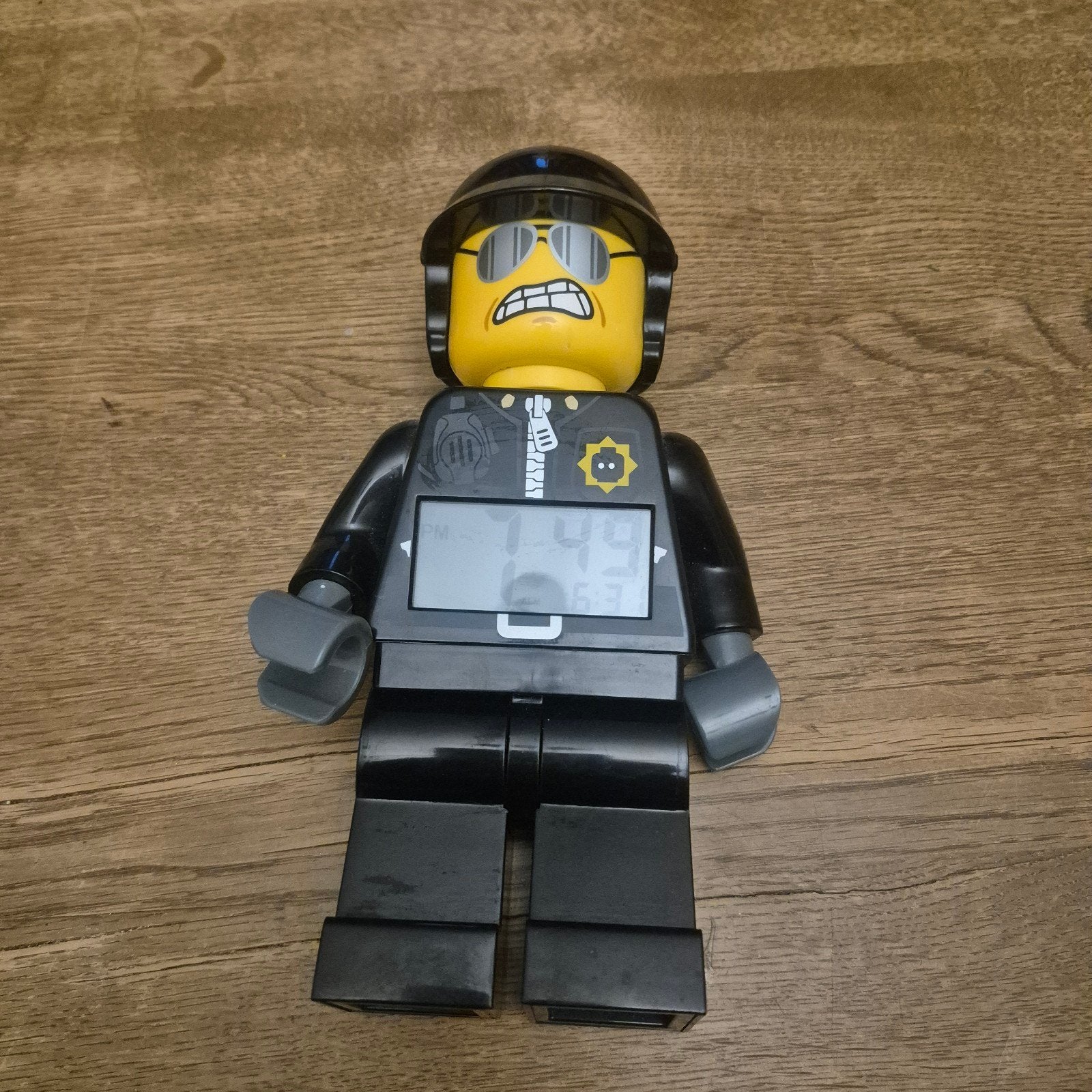Lego Movie Wekker - Emmet (Gebruikt), Gebruikt, Werkt op batterijen, Ophalen of Verzenden, Digitaal
